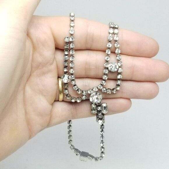 Vintage Rhinestone Collar Necklace, Silver Tone Prong Set, Elegant Classic - Picture 3 of 5